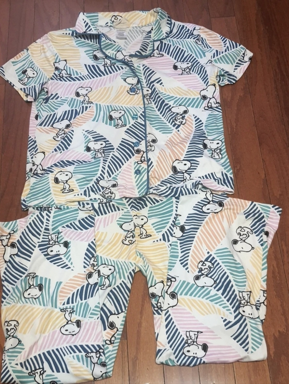 Peanuts Snoopy Women's Tropical Pajamas Set XL